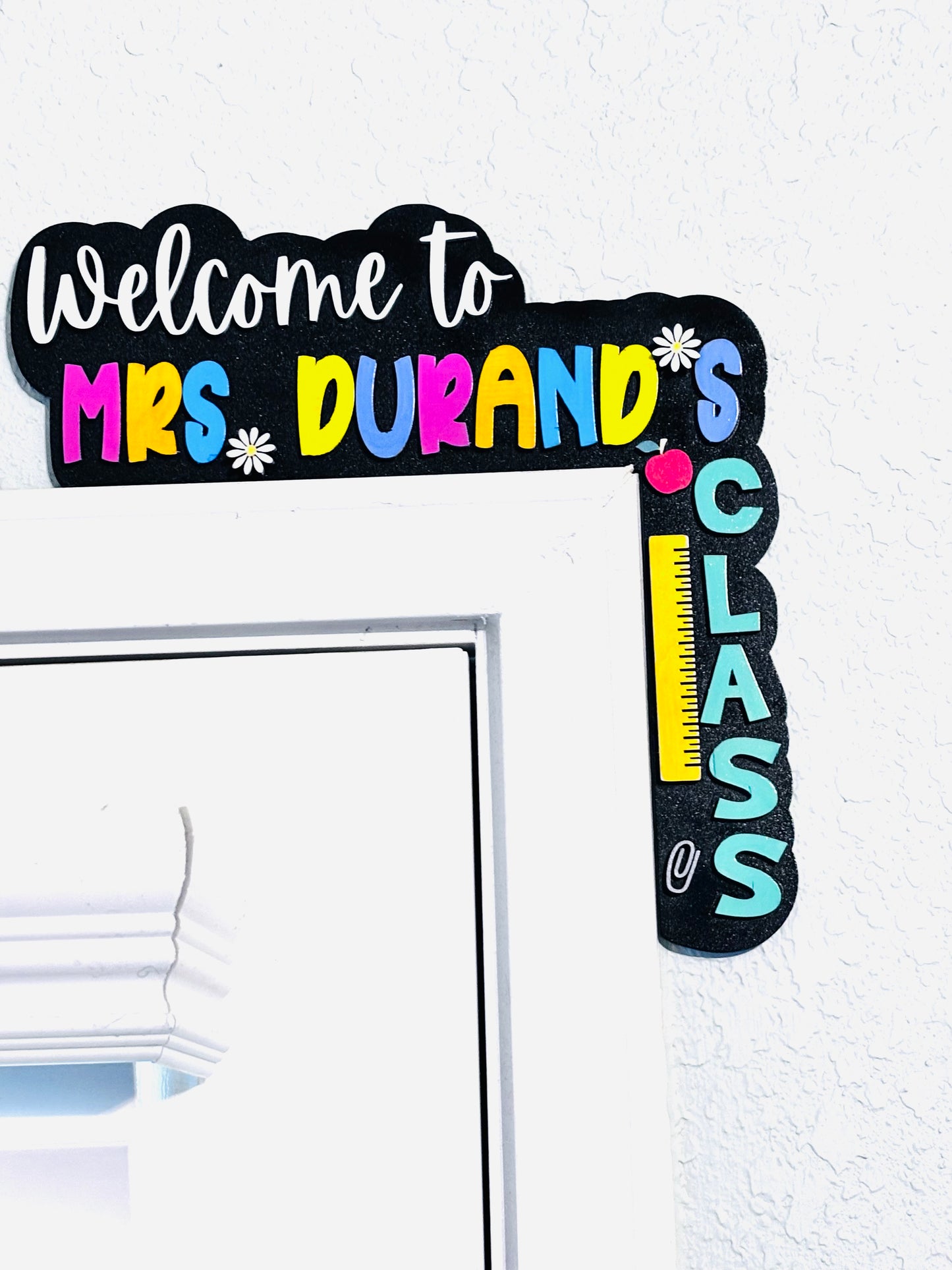 📚 Welcome your class with Style! ✏️
